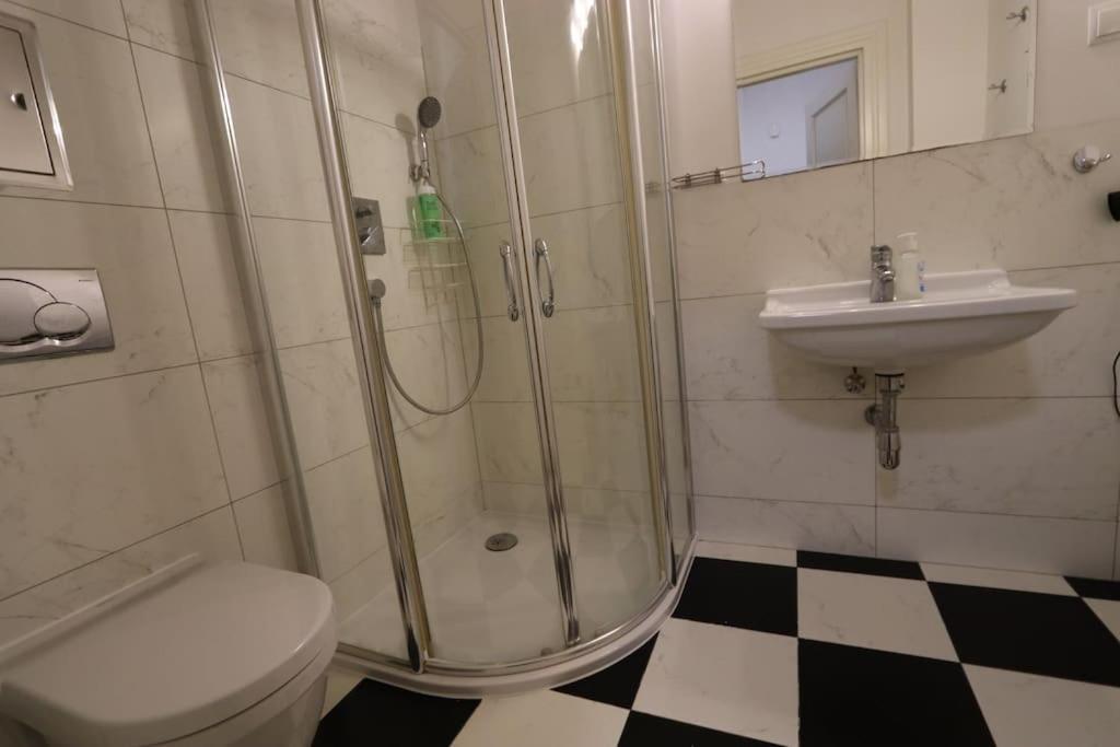 Fantastic Waw - Kp22 Room B Warsaw Exterior photo
